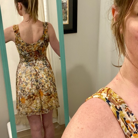 Dress - Picture 2 of 5